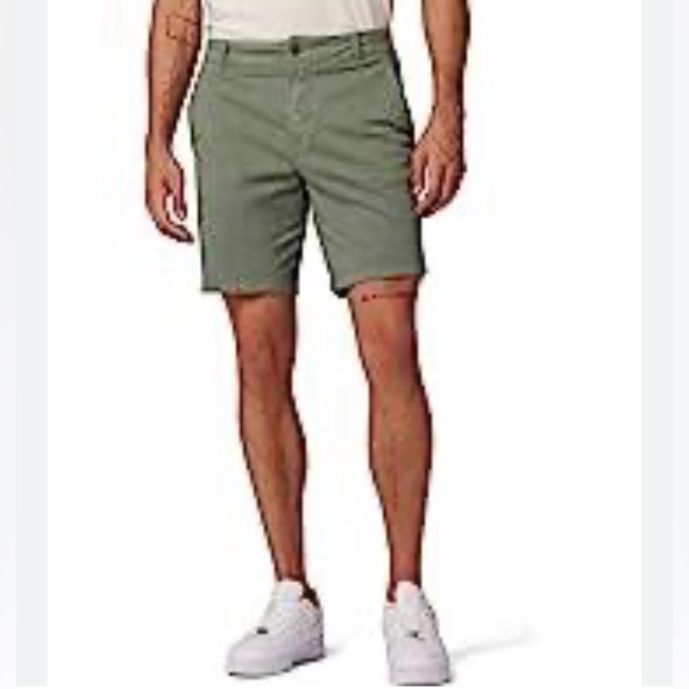 Hudson Jeans Relaxed Chino Shorts size 31